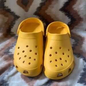 Justin Bieber Crocs Drew Classic Clog Shoe Marigold MISSING Charms Womens Size 8